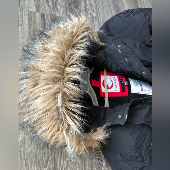 Man’s winter jacket - Picture 3 of 9